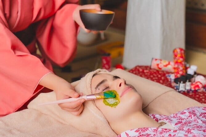 Osaka:Bamboo Healing Massage at the Temple <90-min> - Oil Massage With Your Essential Oil Choice