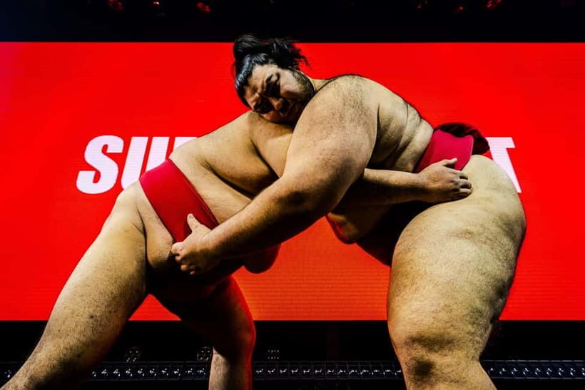 Osaka:SUMO BEATS SHOWCASE: Taiko Drum and Wagyu burger! - From silence to impact: the opening that sets the tone