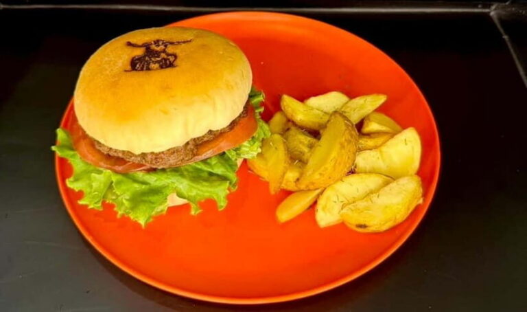 Osaka:SUMO BEATS SHOWCASE: Taiko Drum and Wagyu burger! - The night’s rhythm: when to arrive and how to avoid stress