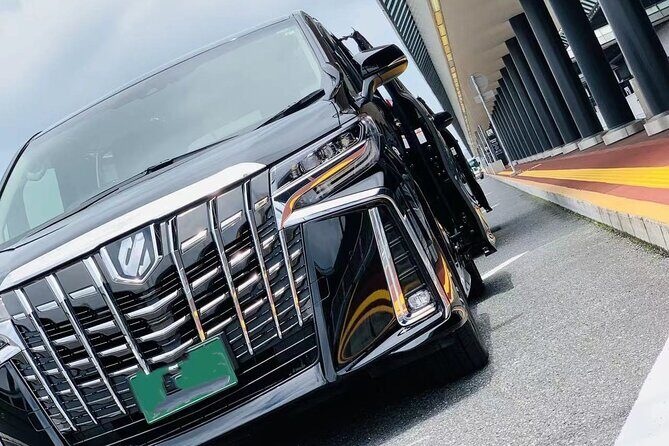 Private arrival Transfer from Osaka Itami Airport(ITM) to central Osaka city - Comfort and space: what the vehicles feel like on arrival day