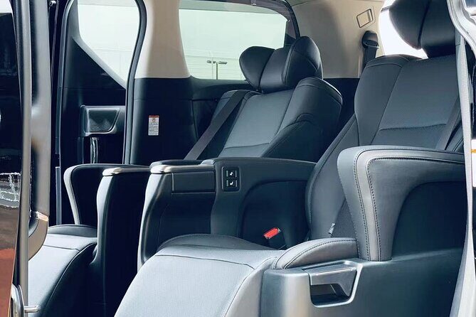 Private arrival transfer from Osaka Itami International airport to Kyoto City - From pickup to Kyoto: what the ride feels like end-to-end