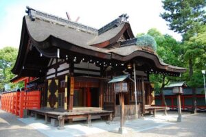 Private Car Full Day Tour of Osaka Temples, Gardens and Kofun Tombs - Shinsekai: a quick walk through Osaka’s older entertainment quarter