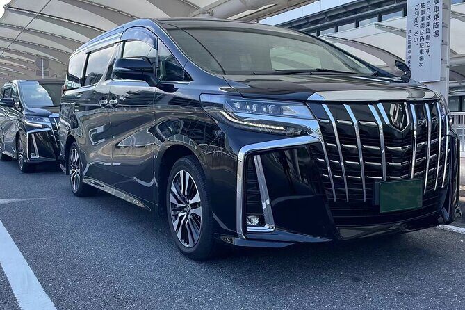 Private departure transfer from central Osaka city to Itami airport (ITM) - Private Osaka-To-Itami: The calm way to beat morning chaos