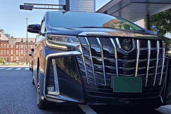 Private departure transfer from central Osaka city to Itami airport (ITM) - Price and value: what you get for $98.53 per group