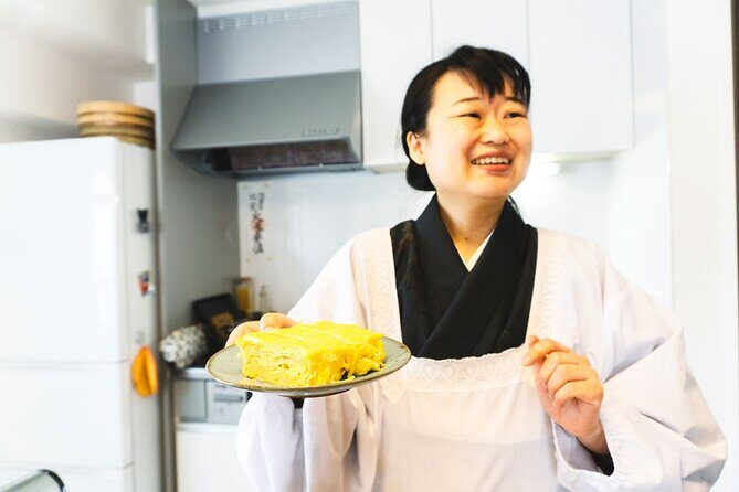 Private Japanese Cooking Class in Osaka with Culinary Expert Yoko - Neighborhood Walk: Why the Start Matters for Your Dinner