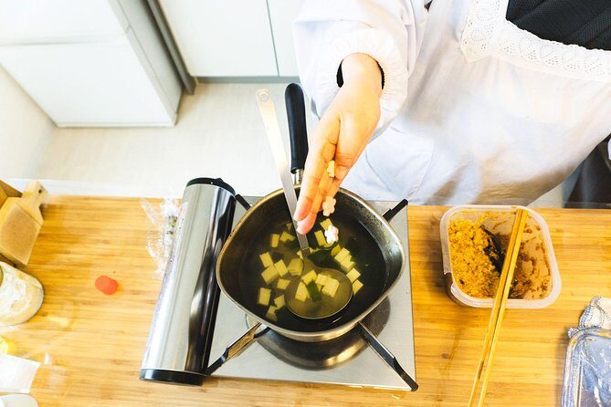 Private Japanese Cooking Class in Osaka with Culinary Expert Yoko - Hands-On Cooking: How You Learn Five Dishes (Without Getting Lost)