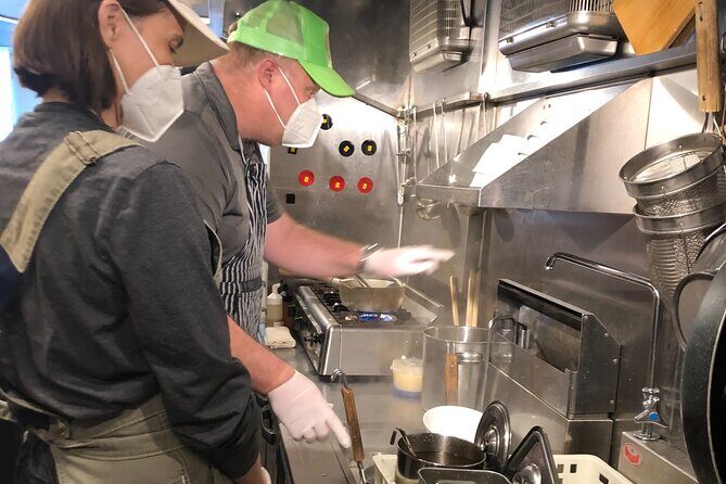 Ramen Craftsman Experience in Osaka - Choosing Your Ramen Bowls: Broths, Noodles, and Toppings