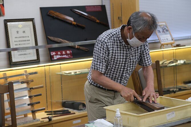 Sakai - Knife Factory and Craft Walking Tour - Key moments that make this tour worth it