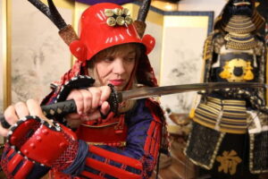 Samurai Armor & Sword experience with phot near Osaka Castle - The 90-minute rhythm: costume, dojo bow, then technique