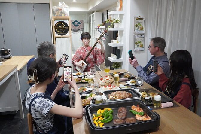 Seasonal Japanese Culture Osaka Paint and Wine Experience - Practical tips so your cherry blossoms look great